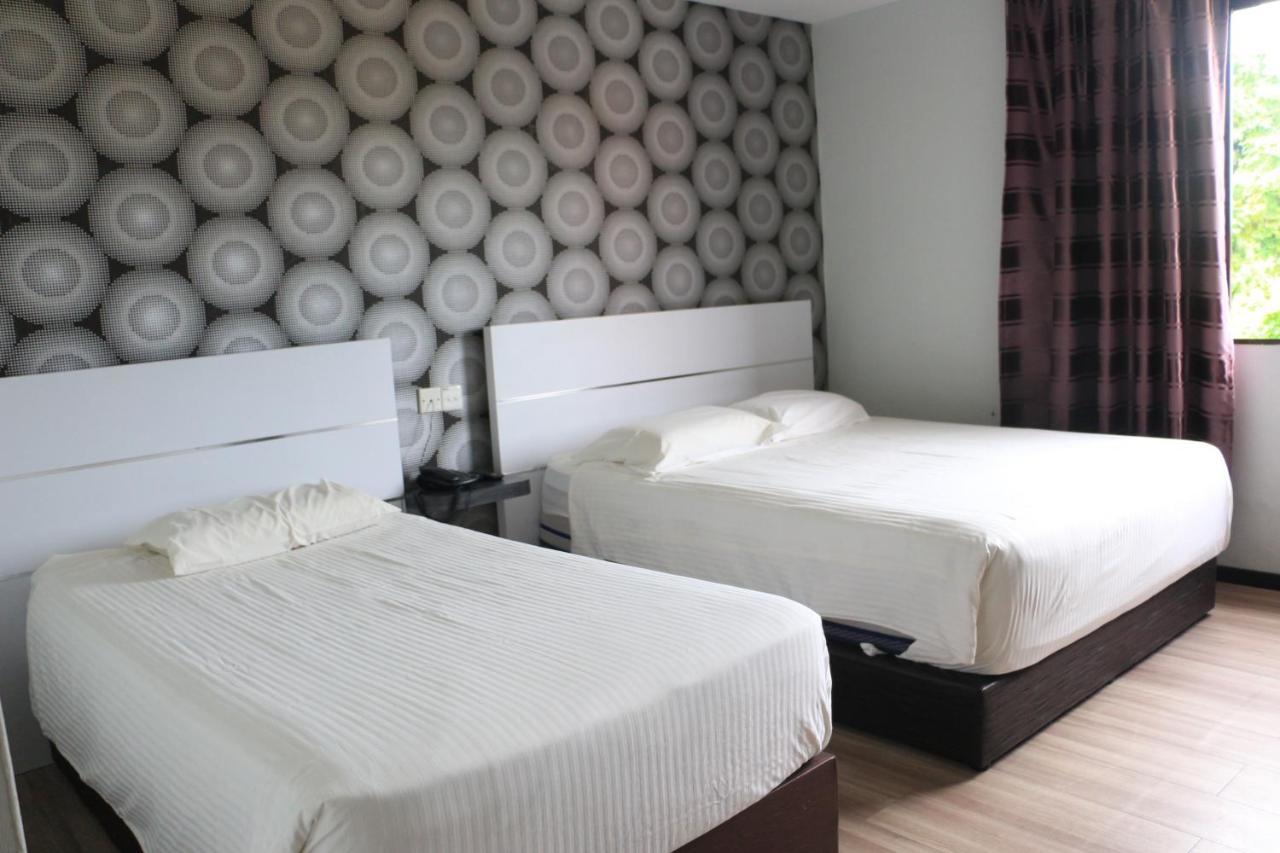 Hotel Lam Seng Pantai Remis Dış mekan fotoğraf